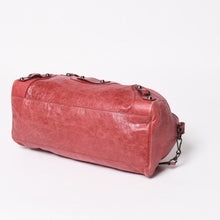 Load image into Gallery viewer, BALENCIAGA バレンシアガ ザ シティ ミディアム 2WAY ショルダーバッグ 128523 レザー レッド 美品 中古 4a004885