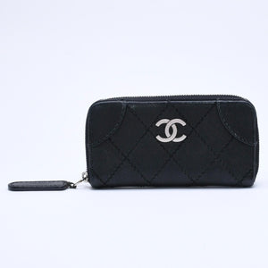 CHANEL Leather Wallet Card Case Coco Mark Wild Stitch Caviar Skin No. 10 Black Silver Hardware Good Condition Used 4a005094