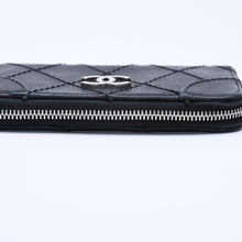 画像をギャラリービューアに読み込む, CHANEL シャネル レザー 財布 カードケース ココマーク ワイルドステッチ キャビアスキン 10番台 ブラック シルバー金具 美品 中古 4a005094