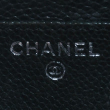 画像をギャラリービューアに読み込む, CHANEL シャネル レザー 財布 カードケース ココマーク ワイルドステッチ キャビアスキン 10番台 ブラック シルバー金具 美品 中古 4a005094