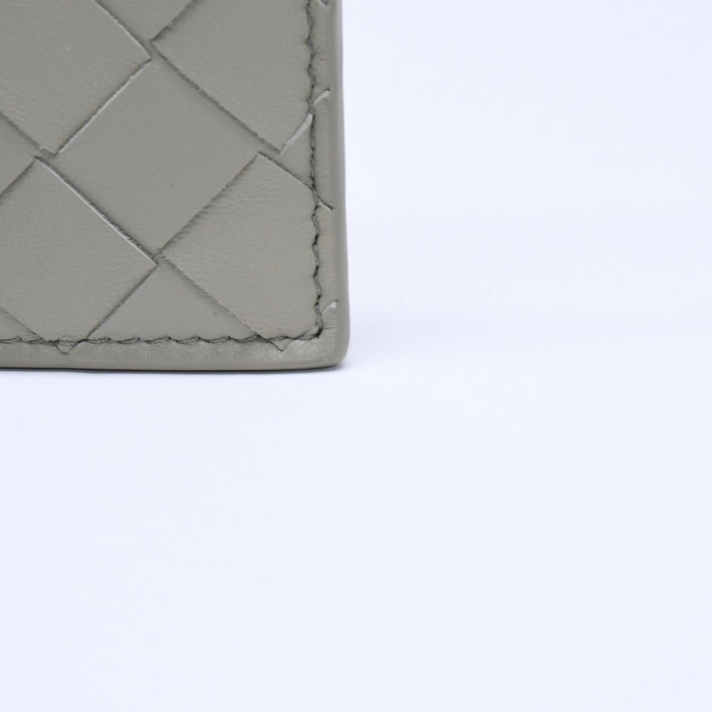 Like new BOTTEGAVENETA Card case Intrecciato bicolor calf leather Used 4a005216