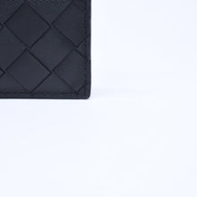Load image into Gallery viewer, 新品同様品 BOTTEGAVENETA ボッテガヴェネタ カードケース イントレチャート ブラック カーフレザー 中古 4a005216