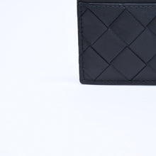 Load image into Gallery viewer, 新品同様品 BOTTEGAVENETA ボッテガヴェネタ カードケース イントレチャート ブラック カーフレザー 中古 4a005216