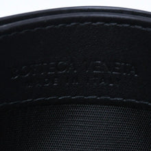 Load image into Gallery viewer, 新品同様品 BOTTEGAVENETA ボッテガヴェネタ カードケース イントレチャート ブラック カーフレザー 中古 4a005216