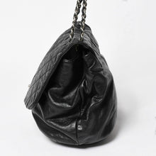 Load image into Gallery viewer, 極美品 CHANEL シャネル Sフラップ Wチェーンショルダーバッグ 18番台 ココマーク カーフスキン ブラック シルバー金具 中古 4a005240