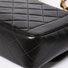 Load image into Gallery viewer, CHANEL シャネル Sフラップ Wチェーンショルダーバッグ 4番台 ココマーク ラムスキン ブラック ゴールド金具 美品 中古 4a005279