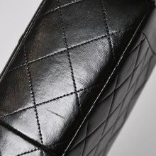 Load image into Gallery viewer, CHANEL シャネル Sフラップ Wチェーンショルダーバッグ 4番台 ココマーク ラムスキン ブラック ゴールド金具 美品 中古 4a005279