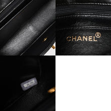 Load image into Gallery viewer, CHANEL シャネル Sフラップ Wチェーンショルダーバッグ 4番台 ココマーク ラムスキン ブラック ゴールド金具 美品 中古 4a005279