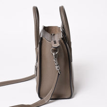 Load image into Gallery viewer, CELINE セリーヌ ラゲージ ナノ 2WAY ハンドバッグ ショルダーバッグ エディ期 グレー シルバー金具 美品 中古 4a004860