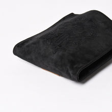 画像をギャラリービューアに読み込む, 極美品 CHROME HEARTS クロムハーツ スクエアポケット ヴァインダガー ショルダーバッグ スエード 中古 4a005201