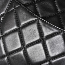 画像をギャラリービューアに読み込む, CHANEL シャネル 2.55 ロール クラッチバッグ 14番台 ココマーク ラムスキン ブラック ルテニウム金具 美品 中古 4a005113