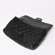 画像をギャラリービューアに読み込む, CHANEL シャネル 2.55 ロール クラッチバッグ 14番台 ココマーク ラムスキン ブラック ルテニウム金具 美品 中古 4a005113