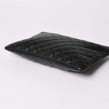 画像をギャラリービューアに読み込む, 極美品 CHANEL シャネル Classic Large Pouch クラシック ラージ ポーチ A82552 25番台 ココマーク キャビアスキン ブラック 中古 4a005114