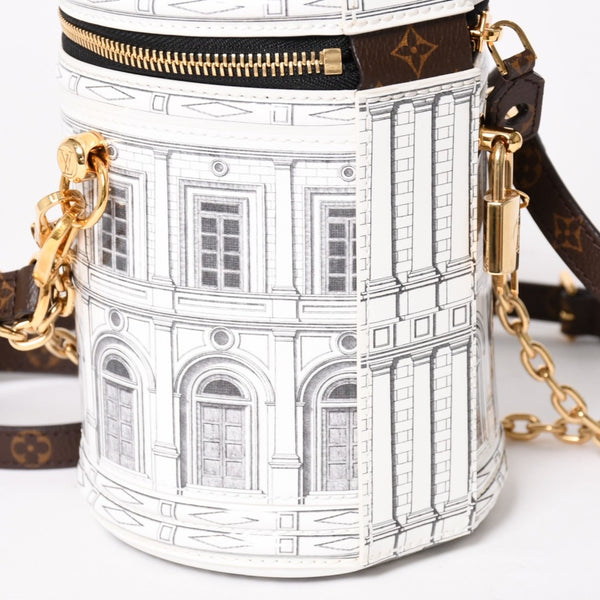 新品同様品 LOUIS VUITTON ルイヴィトン 2WAY ショルダーバッグ M59143 フォルナセッティ モノグラム カンヌ パテントレザー ホワイト グレー 中古 4a005115