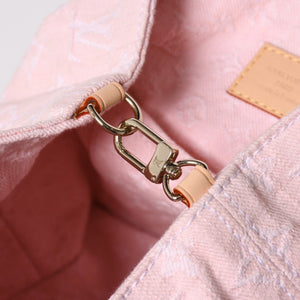 Like new LOUISVUITTON Monogram Denim Venice M13031 Monogram Denim Canvas Backpack Pink Gold Hardware Used 4a005121