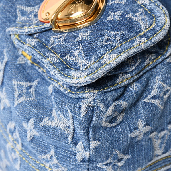 Like new LOUISVUITTON Monogram Denim Venice M46836 Monogram Denim Canvas Backpack Blue Gold Hardware Used 4a005038