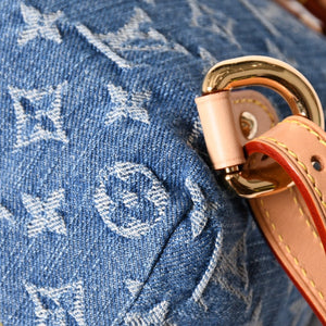 Like new LOUISVUITTON Monogram Denim Venice M46836 Monogram Denim Canvas Backpack Blue Gold Hardware Used 4a005038