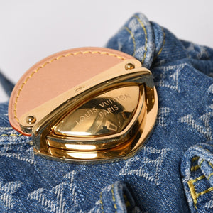 Like new LOUISVUITTON Monogram Denim Venice M46836 Monogram Denim Canvas Backpack Blue Gold Hardware Used 4a005038