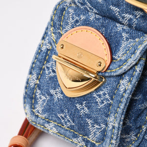 Like new LOUISVUITTON Monogram Denim Venice M46836 Monogram Denim Canvas Backpack Blue Gold Hardware Used 4a005038