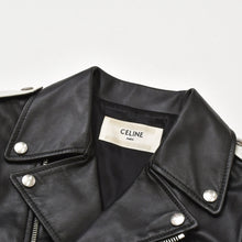 Load image into Gallery viewer, 極美品 CELINE セリーヌ ダブルライダースジャケット ブラック ホワイト カーフスキン 2E235599E シルバー金具 サイズ36 中古 4a005126