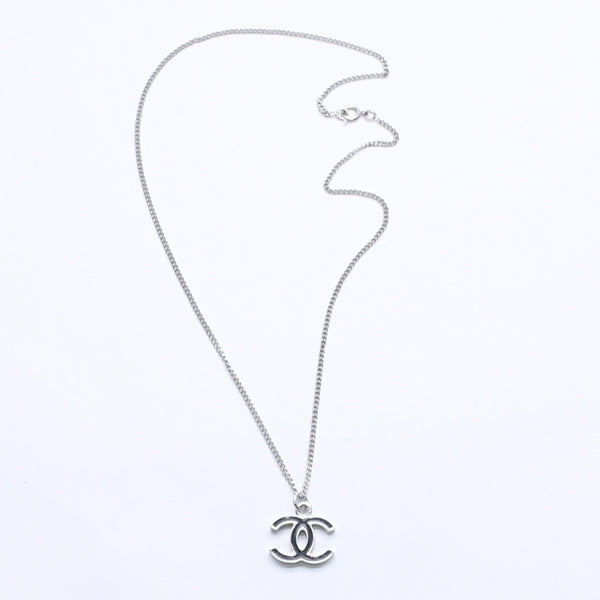 CHANEL シャネル ネックレス ココマーク ブラック シルバー 05V刻印 重量約5.64g 美品 中古 4a005152