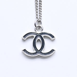 CHANEL シャネル ネックレス ココマーク ブラック シルバー 05V刻印 重量約5.64g 美品 中古 4a005152