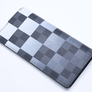 極美品 LOUIS VUITTON ルイヴィトン 長財布 ダミエグラフィット N40415 グレー ホワイト ブラック ジャイアント ポルトフォイユ・ブラザNM 中古 4a005090