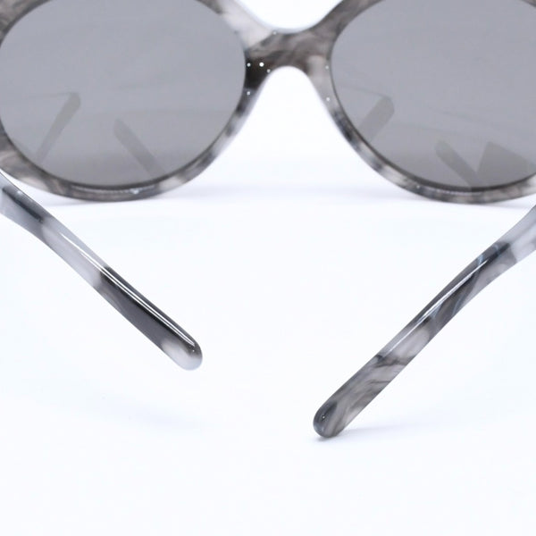 LOEWE ロエベ サングラス アイウェア SLW658G 03AM サイズ57□17 130 グレー マーブルカラー アセテート 美品 中古 4a005076