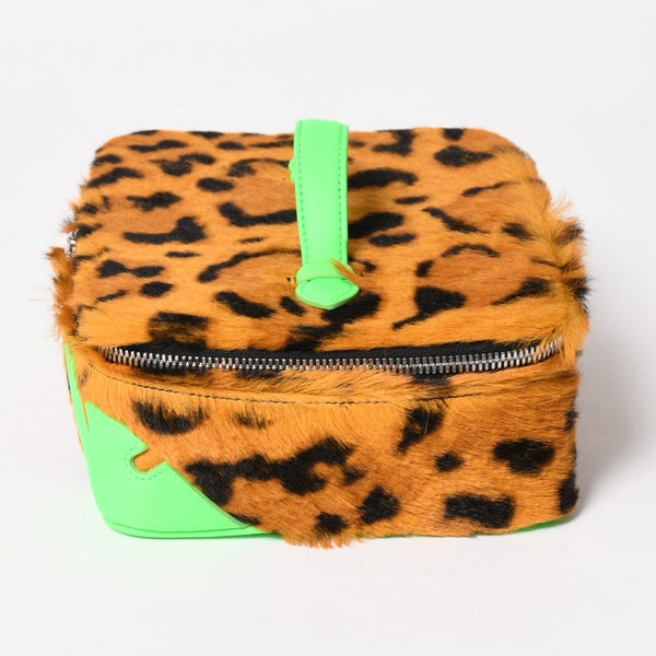 New and unused CHROME HEARTS JEWELRY CASE Jewelry case leather Harako cheetah pattern dagger brown green used 4a005142