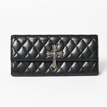 画像をギャラリービューアに読み込む, 極美品 CHROME HEARTS クロムハーツ ディナーバッグ クラッチバッグ ラージクロス マトラッセ ラムスキン ブラック 中古 4a005179