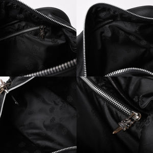 新品同様 CHROME HEARTS クロムハーツ CHプラス レザーショルダーバッグ ダイパーバッグ ダガーチャーム CHクロス CHクロスパッチ ブラック レザー シルバー925 中古 4a005234