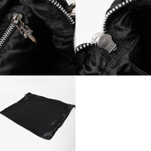 画像をギャラリービューアに読み込む, 新品同様 CHROME HEARTS クロムハーツ CHプラス レザーショルダーバッグ ダイパーバッグ ダガーチャーム CHクロス CHクロスパッチ ブラック レザー シルバー925 中古 4a005234