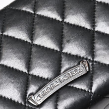 画像をギャラリービューアに読み込む, 極美品 CHROME HEARTS クロムハーツ ディナーバッグ クラッチバッグ ラージクロス マトラッセ ラムスキン ブラック 中古 4a005179