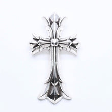 画像をギャラリービューアに読み込む, CHROME HEARTS クロムハーツ LG DOUBLE CH CROSS ラージ ダブルCHクロス ペンダントトップ 重量約100.63g シルバー925 美品 中古 4a005187
