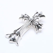 画像をギャラリービューアに読み込む, CHROME HEARTS クロムハーツ LG DOUBLE CH CROSS ラージ ダブルCHクロス ペンダントトップ 重量約100.63g シルバー925 美品 中古 4a005187