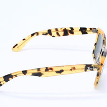 Load image into Gallery viewer, Ray-Ban レイバン WAYFARER サングラス アイウェア B&amp;L5022 マーブル柄 イエロー ブラウン 美品 中古 4a005070