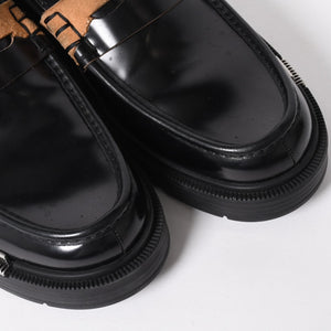 極美品 MAISON MARGIELA メゾンマルジェラ Decortique ローファー シューズ S57WR0150 P7554 カーフレザー サイズ44 ブラック 中古 4a005226