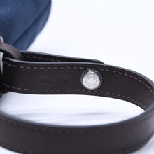 Load image into Gallery viewer, 極美品 HERMES エルメス トリーツポーチ キャンバス ネイビー オレンジ シルバー金具 巾着 B刻印 中古 4a004802