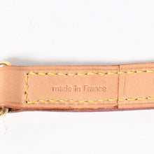 Load image into Gallery viewer, 極美品 LOUIS VUITTON ルイヴィトン ショルダーストラップ LVロゴ ヌメ革 ブラウン ゴールド金具 中古 4a005058