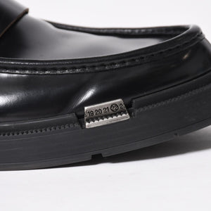 極美品 MAISON MARGIELA メゾンマルジェラ Decortique ローファー シューズ S57WR0150 P7554 カーフレザー サイズ44 ブラック 中古 4a005226