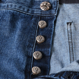 極美品 CHROME HEARTS クロムハーツ カーペンター デニムパンツ クロスボールボタン スクロールラベル インディゴ 36サイズ 中古 4a005232