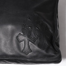 画像をギャラリービューアに読み込む, CHROME HEARTS クロムハーツ F-SLINGER レザーショルダーバッグ ダガージップ CHプラス クロスボール セメタリークロスパッチ ブラック レザー シルバー925 美品 中古 4a005233