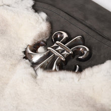画像をギャラリービューアに読み込む, 新品未使用 CHROME HEARTS クロムハーツ BAGMAIL BS FLUER メールバッグ BSフレア ショルダーバッグ ヌバック シルバー925 中古 4a005207