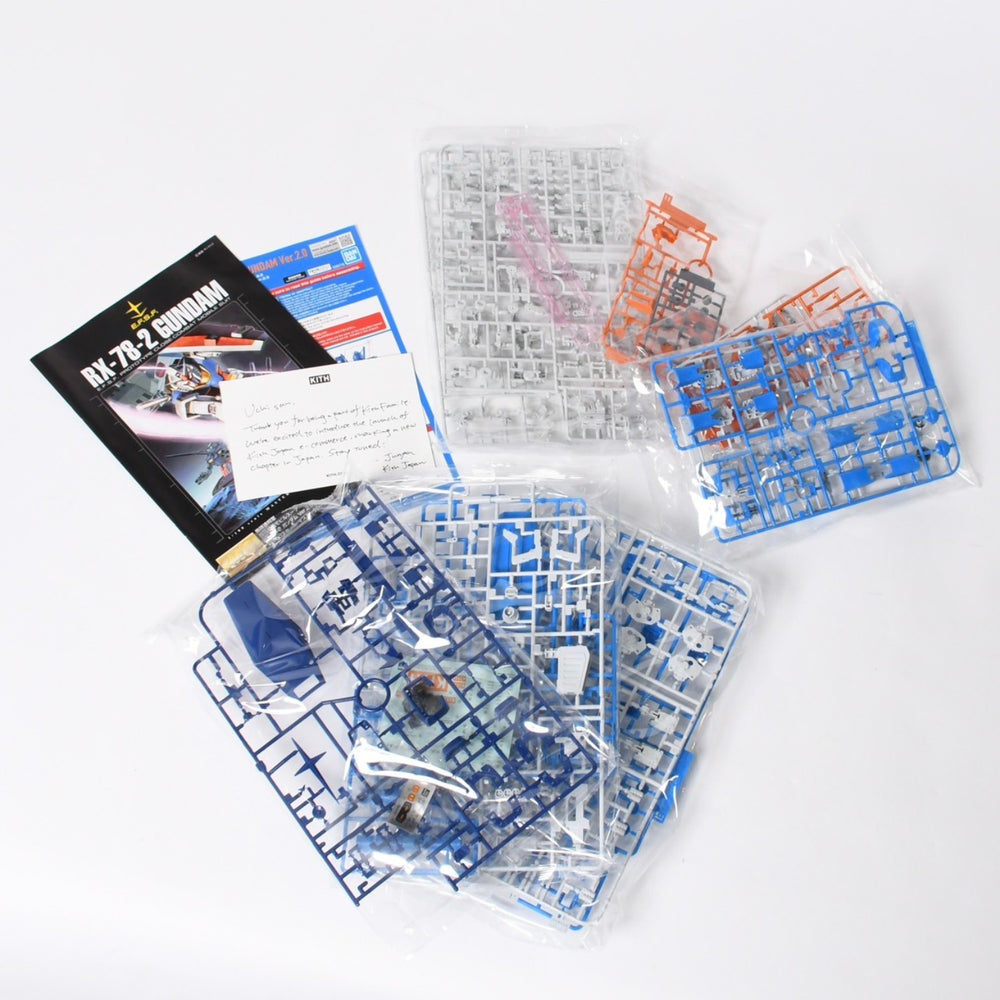 New and unused KITH × Gundam plastic model MG 1/100 RX-78-2 Gundam Ver.20 5069776 Bandai Namco Blue Orange Plastic model Japan limited used 4a005237