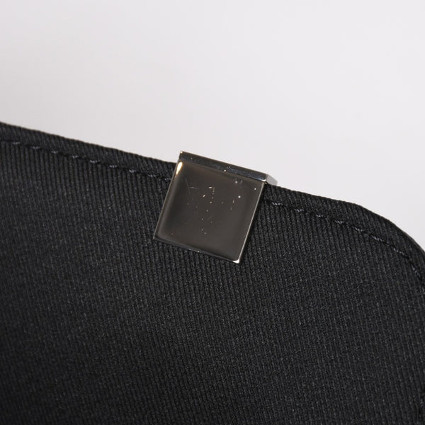 LOUIS VUITTON ルイヴィトン ディストリクトPM メッセンジャーバッグ N41028 ダミエグラフィットキャンバス ブラック グレー ショルダーバッグ シルバー金具 中古 4a004840