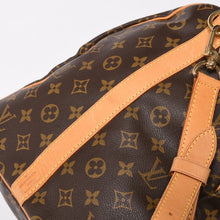Load image into Gallery viewer, LOUIS VUITTON ルイヴィトン モノグラム キーポルバンドリエール55 2WAY ボストンバック M41414 ブラウン キャンバス 美品 中古 4a005047