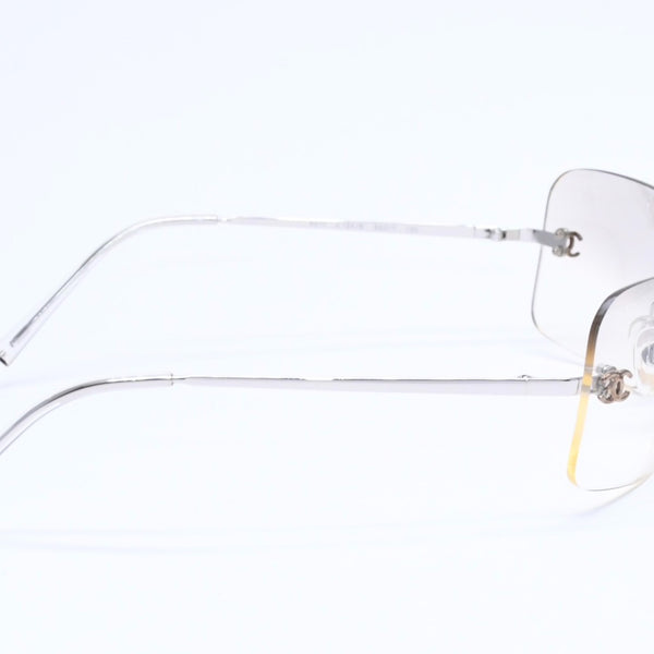 極美品 CHANEL シャネル リムレス サングラス 4017 c.124/6l サイズ62□17 120 ココマーク グラデーション アイウェア シルバー金具 中古 4a005424