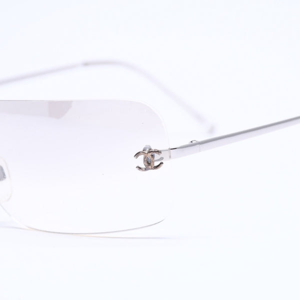極美品 CHANEL シャネル リムレス サングラス 4017 c.124/6l サイズ62□17 120 ココマーク グラデーション アイウェア シルバー金具 中古 4a005424