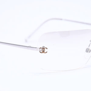 極美品 CHANEL シャネル リムレス サングラス 4017 c.124/6l サイズ62□17 120 ココマーク グラデーション アイウェア シルバー金具 中古 4a005424
