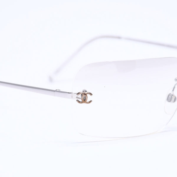 極美品 CHANEL シャネル リムレス サングラス 4017 c.124/6l サイズ62□17 120 ココマーク グラデーション アイウェア シルバー金具 中古 4a005424